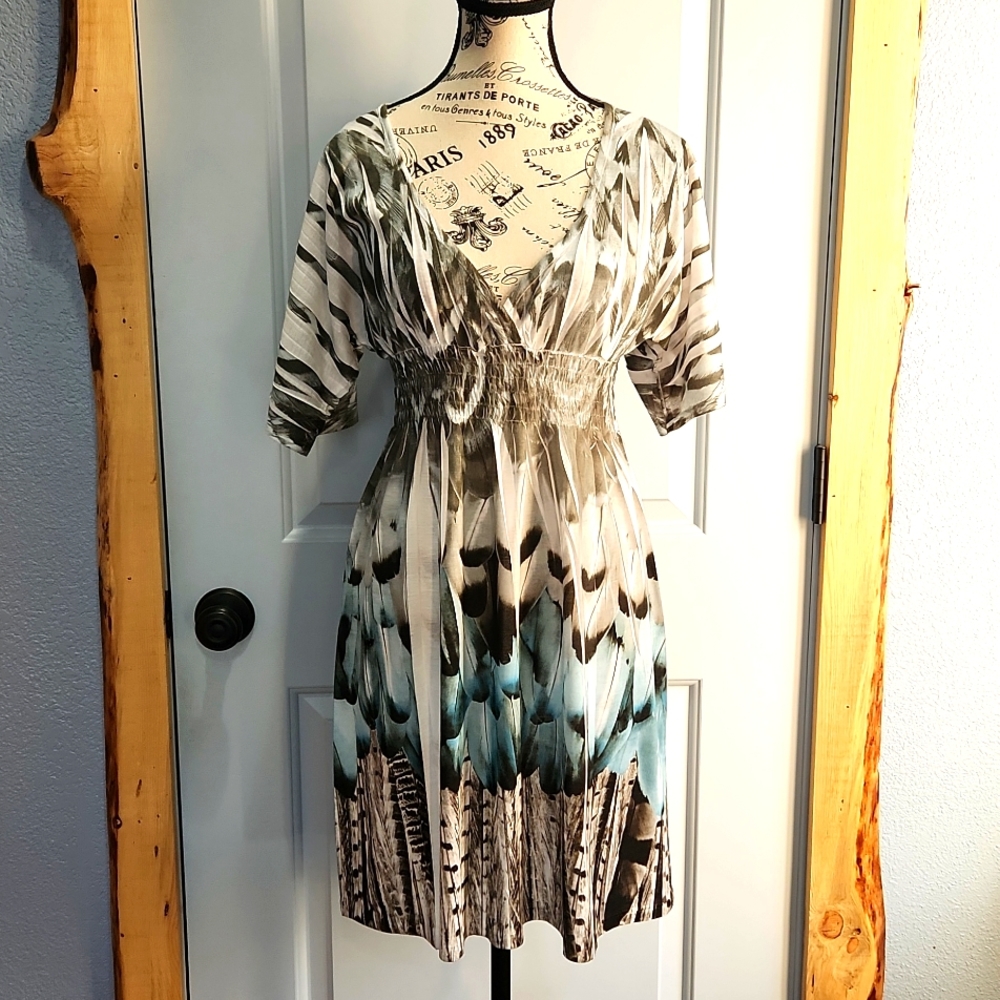 MI Manchi women's feather print dress size small